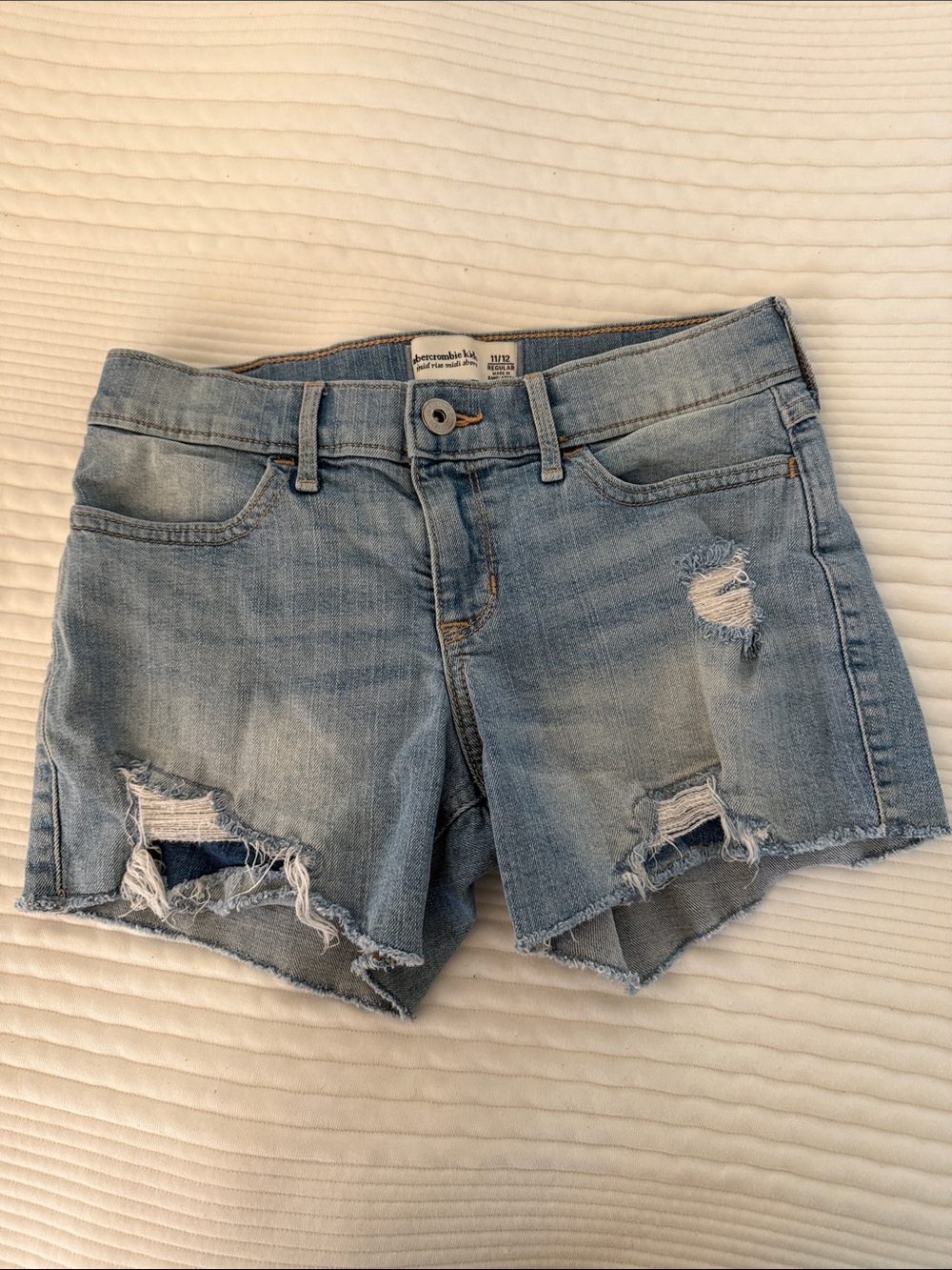 Girls 11-12 - abercrombie kids light blue distressed denim shorts